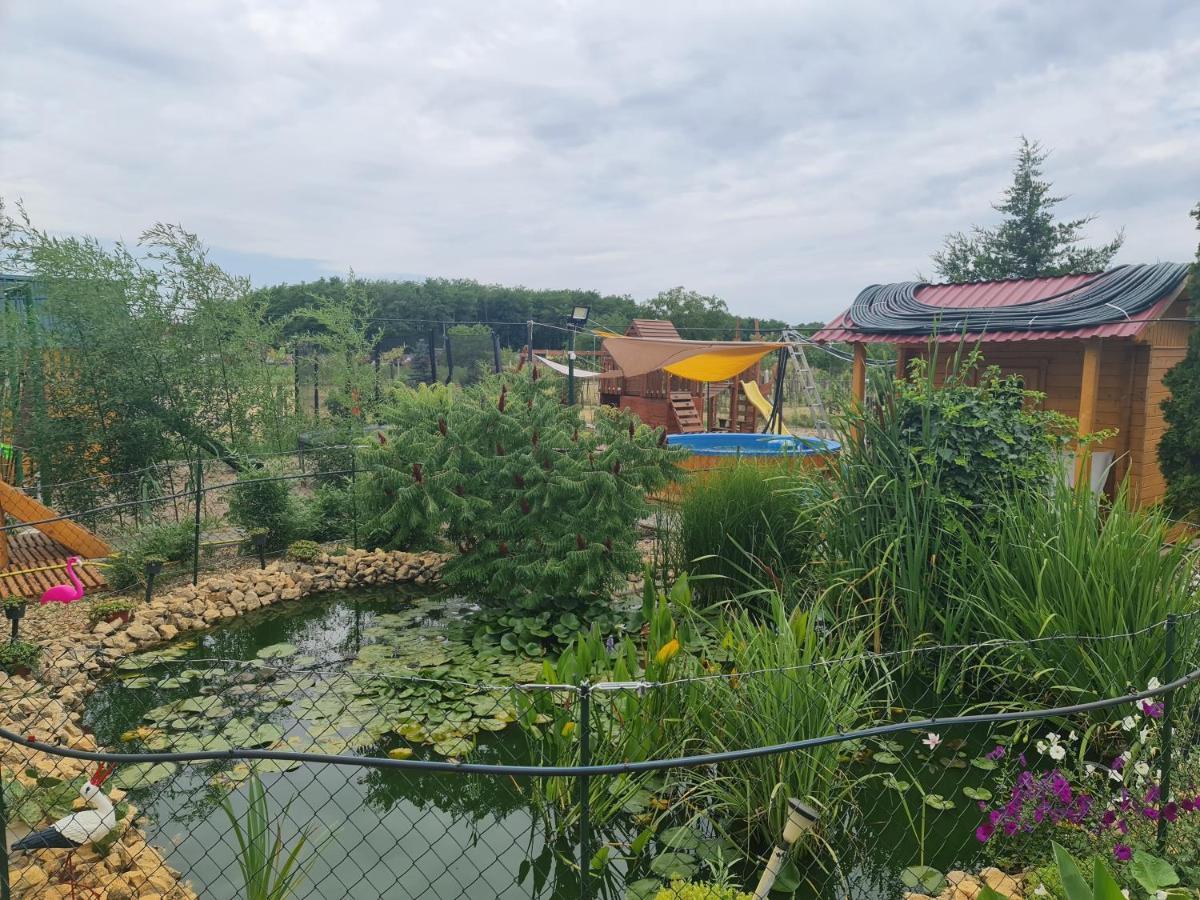 Ferienwohnung Hobby Vendeghaz Kiskunmajsa Exterior foto