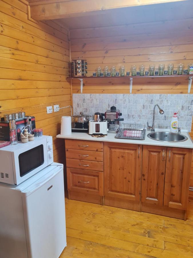Ferienwohnung Hobby Vendeghaz Kiskunmajsa Exterior foto