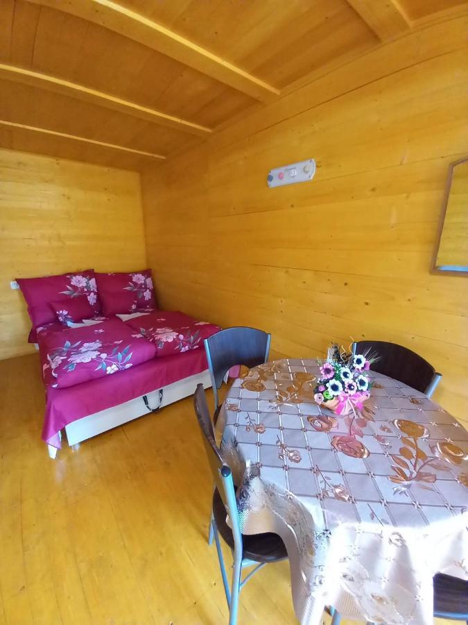 Ferienwohnung Hobby Vendeghaz Kiskunmajsa Exterior foto